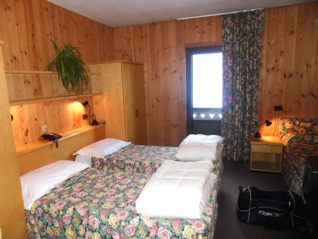 Hotel Santa Caterina Santa Caterina Valfurva Zewnętrze zdjęcie