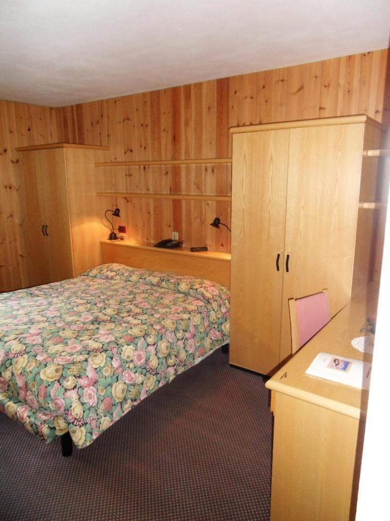 Hotel Santa Caterina Santa Caterina Valfurva Zewnętrze zdjęcie