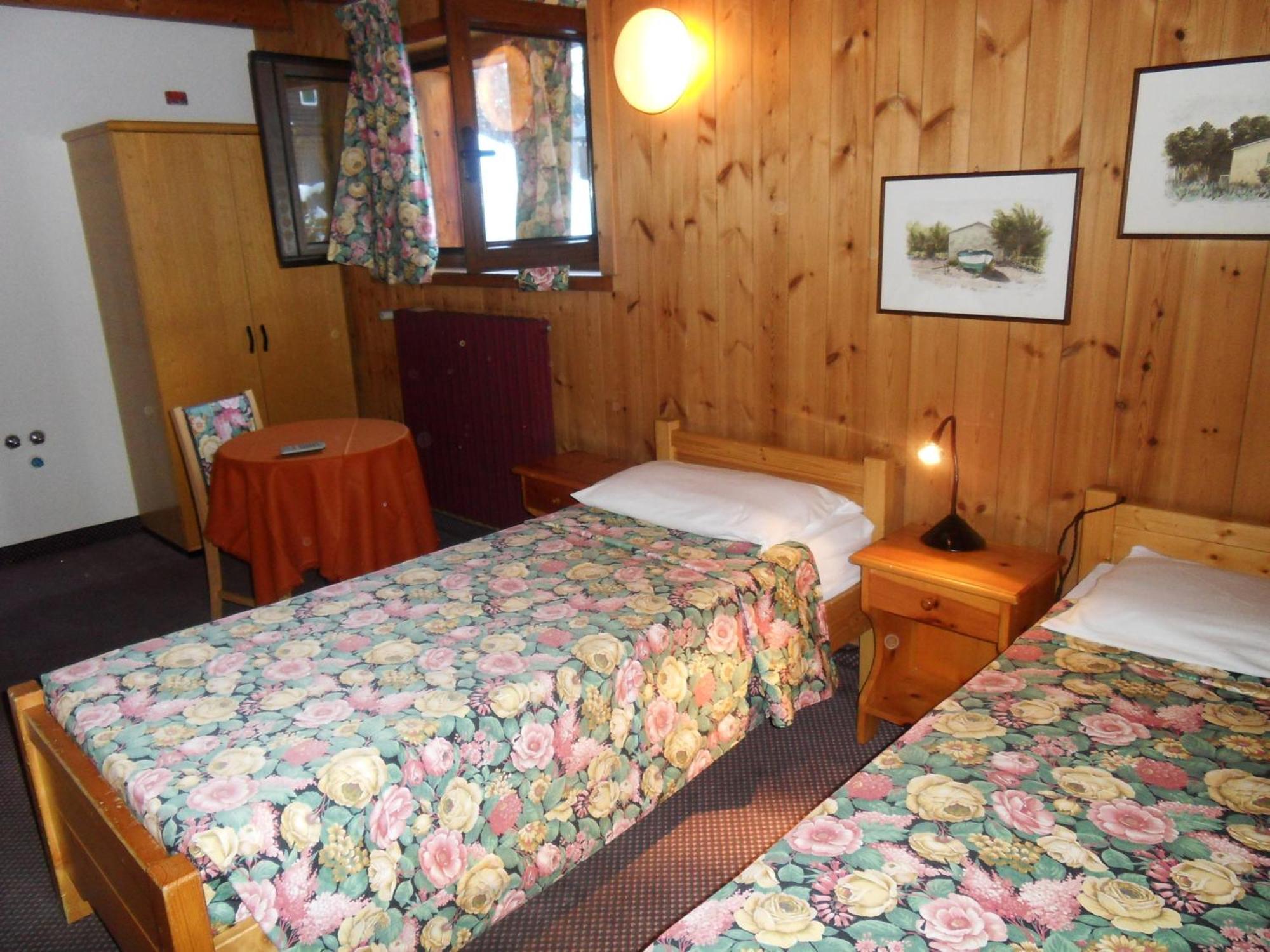 Hotel Santa Caterina Santa Caterina Valfurva Zewnętrze zdjęcie