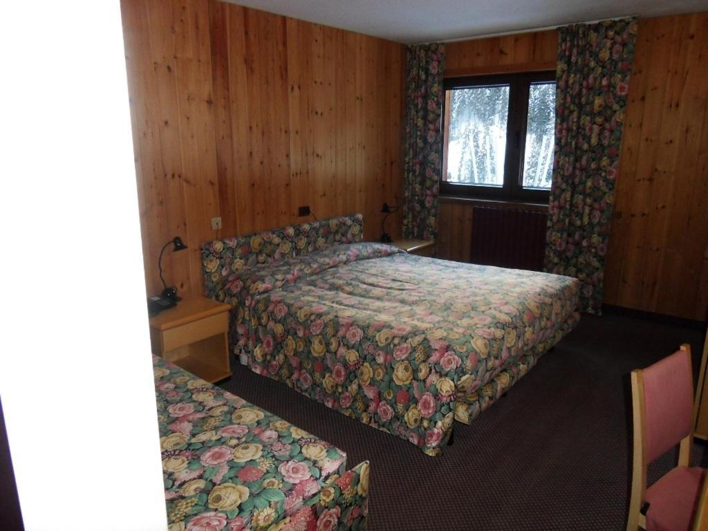 Hotel Santa Caterina Santa Caterina Valfurva Pokój zdjęcie